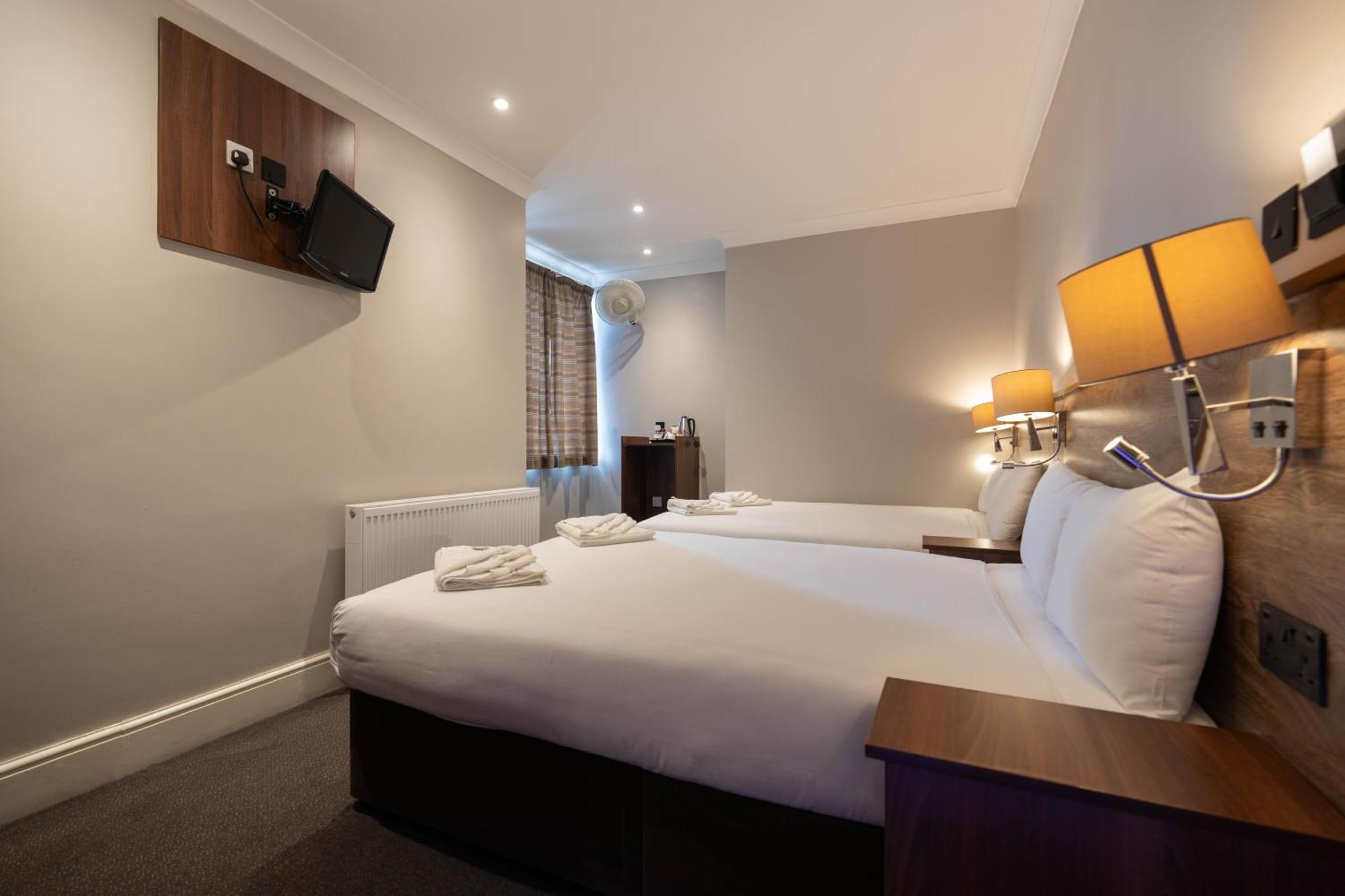 Ascot Hyde Park Hotel London Exterior foto