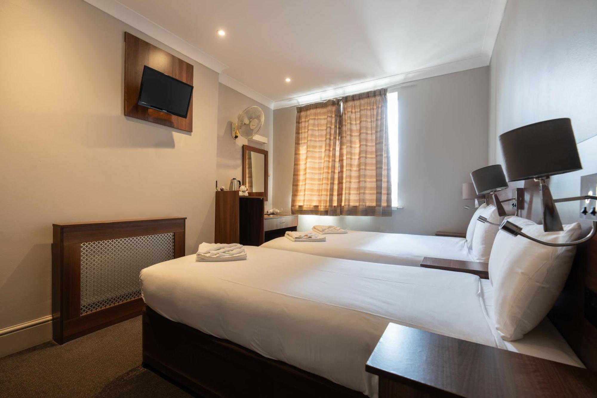 Ascot Hyde Park Hotel London Exterior foto
