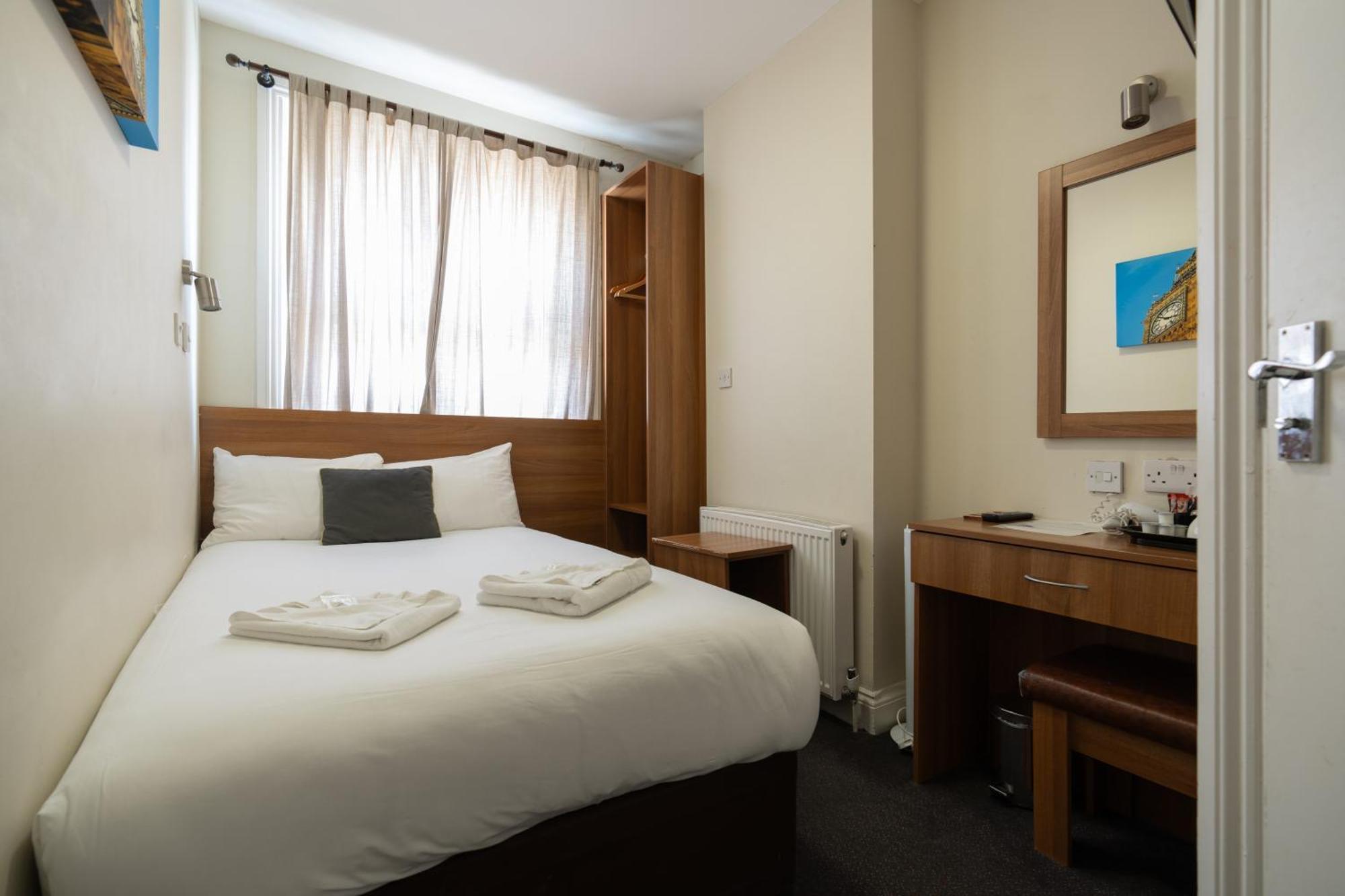 Ascot Hyde Park Hotel London Exterior foto